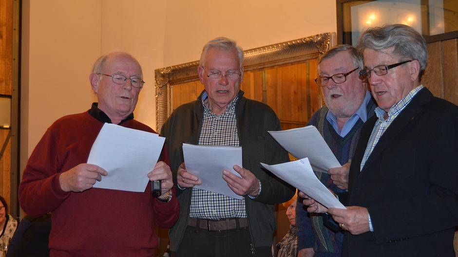 Mit Mundart und Martinspralinen