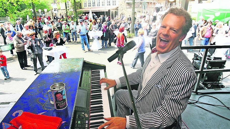 Sonntag: Brunnenfest mit Sascha Klaar