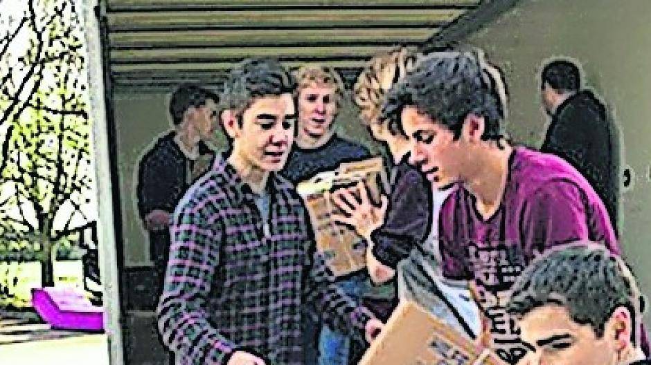  Gemeinsam packen Meerbuschs Schüler an. 