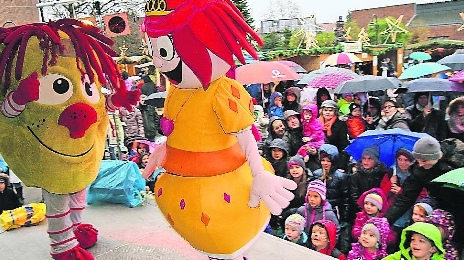  Viele Zuschauer finden sich in Strümp jedes Jahr vor der Bühne ein. 