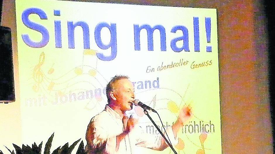  Johannes Brand singt selber mit. 