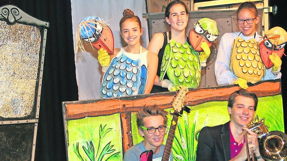 Die Schauspieler freuen sich über alle Besucher, die zu ihren Vorstellungen kommen.