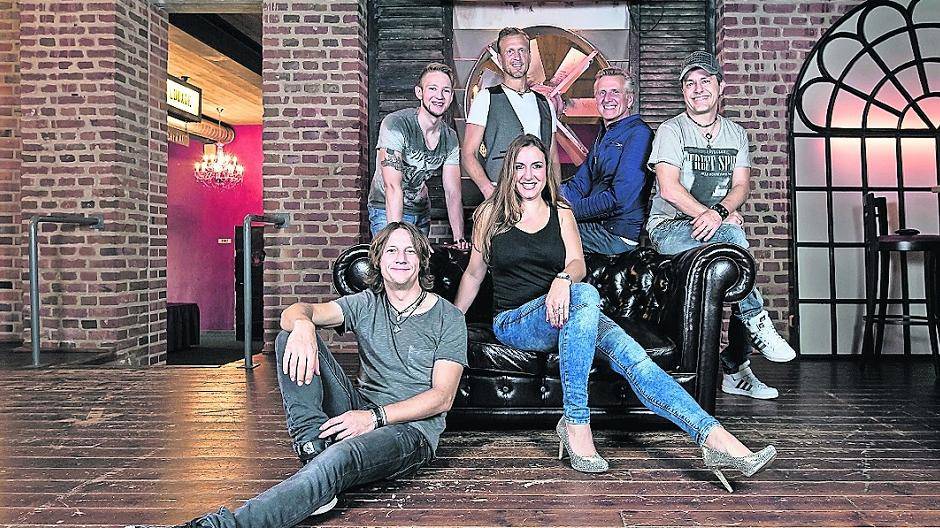 „Just:is“ werden zu Silvester ein Partyfeuerwerk abrocken.