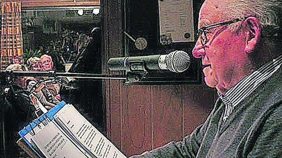 „Mundartpapst“ Johannes Toups begeisterte wieder einmal das Publikum.