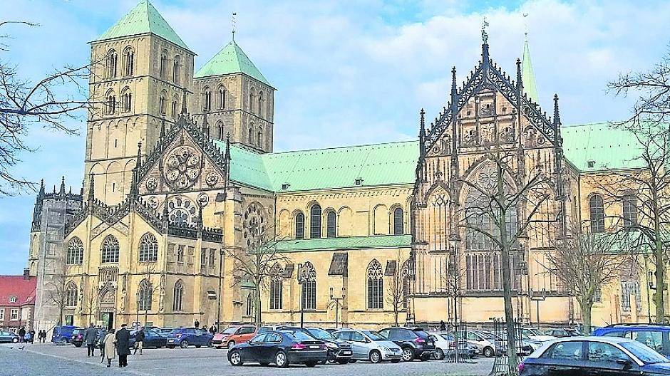  Extra-Tipp-Redakteurin Claudia Ohmer entdeckt die Stadt. 