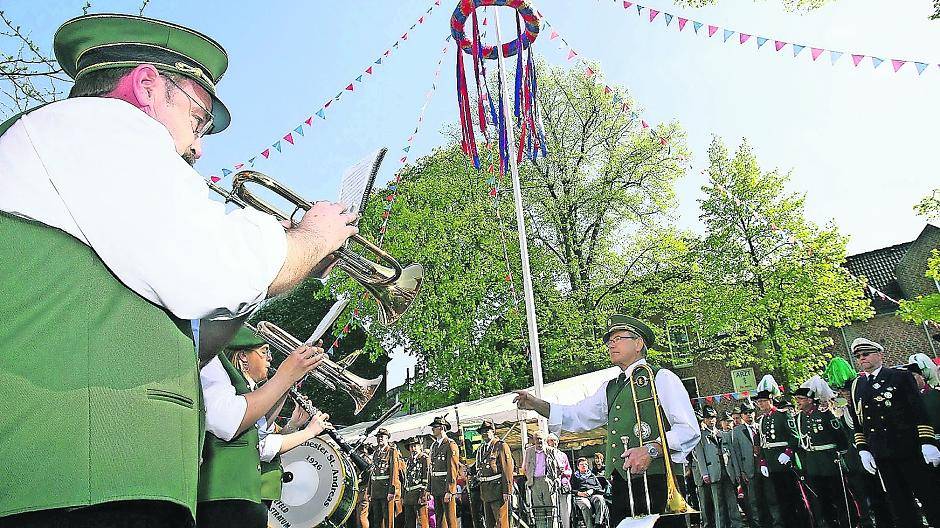  Am kommenden Samstag feiern die Lanker Schützen gemeinsam mit dem ganzen Ort ihr Maifest. 