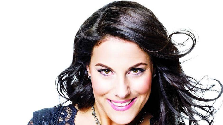  Die hübsche Ina Colada.  