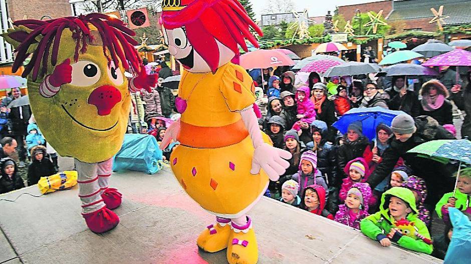 Eine wunderbare Atmosphäre und viel zu erleben gibt es in Strümp auf dem beliebten Weihnachtsmarkt.
