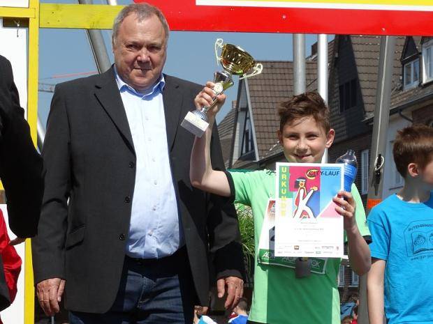 Peter Baukloh zeichnete Benedict Dressler, M10,...