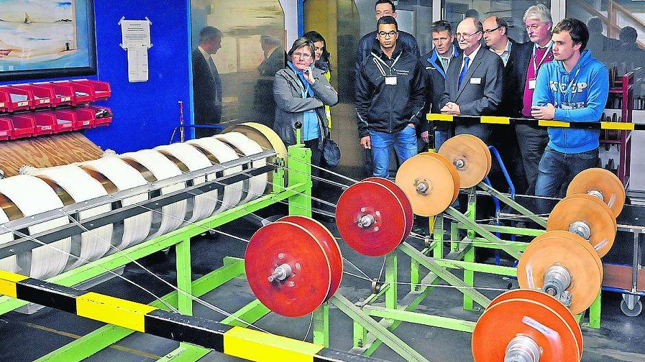 Besucher der Langen Nacht der Industrie blickten im vergangenen Jahr unter anderem hinter die Kulissen des Unternehmens Westdeutsche Dochtfabrik GmbH &amp; Co. KG in Nettetal.