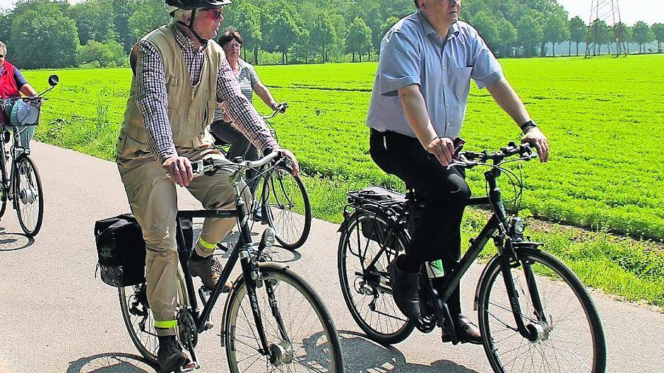  Radfahrer erkunden den Kreis Viersen. Insgesamt 670 Kilometer ausgeschildertes Radwandernetz gibt es im Kreisgebiet. 