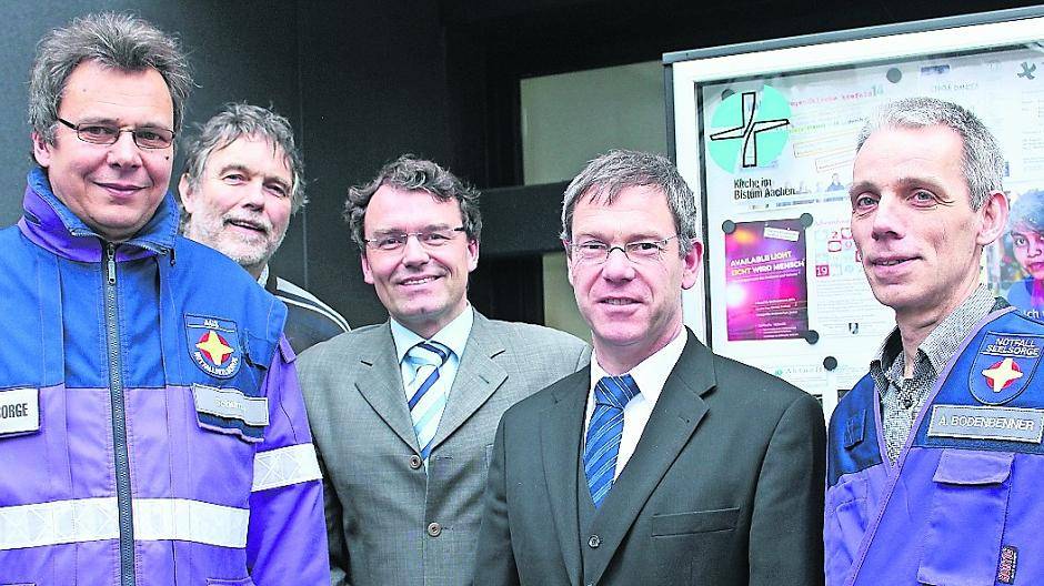 Engagiert für die Notfallseelsorge: (v.l.) ev. Koordinator Pfarrer Martin Schumann, Lobbericher Gemeindereferent Walter Schierkes, ev. Pfarrer Volker Hülsdonk, kath. Regionaldekan Johannes Quadflieg und der kath. Koordinator Andreas Bodenbenner.