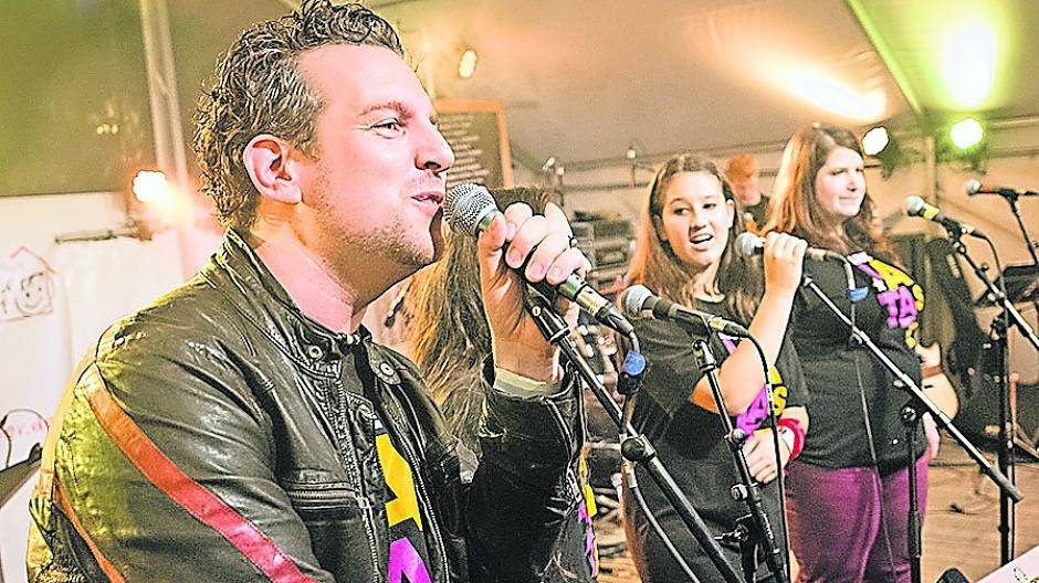 Große Party im Kinderdorf