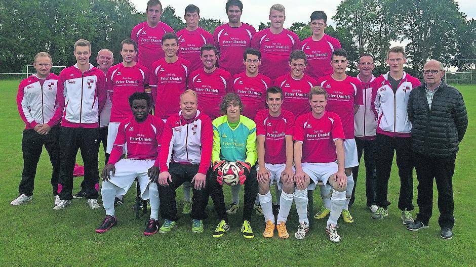  Die Erste Mannschaft der TSF Bracht freut sich auf das Testspielhighlight am kommenden Mittwoch um 19 Uhr gegen die U23 von Borussia Mönchengladbach. 