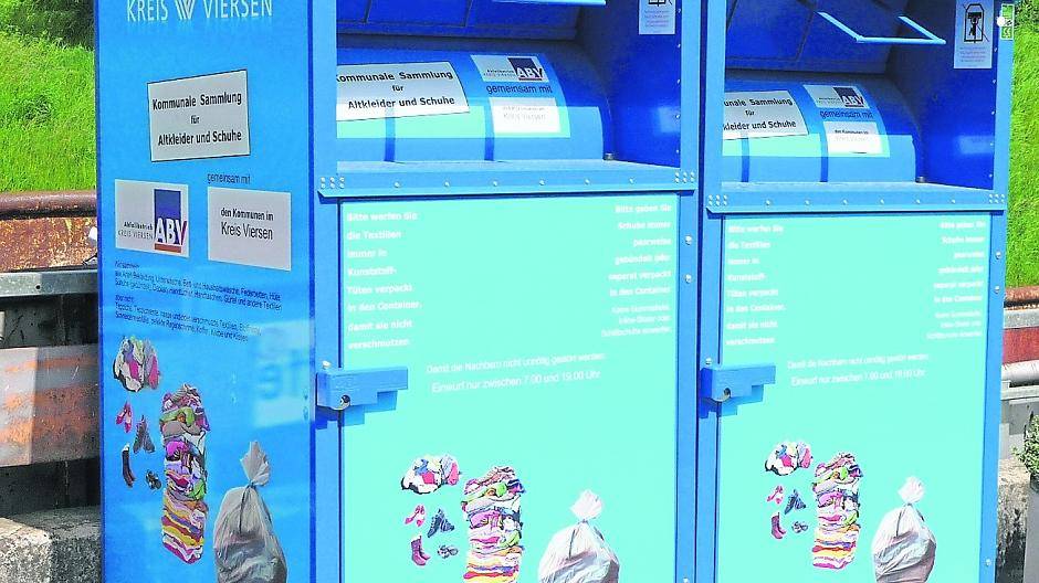  So sehen die Altkleider-Container aus, mit denen der Abfallbetrieb Kreis Viersen Getragenes einsammelt.  