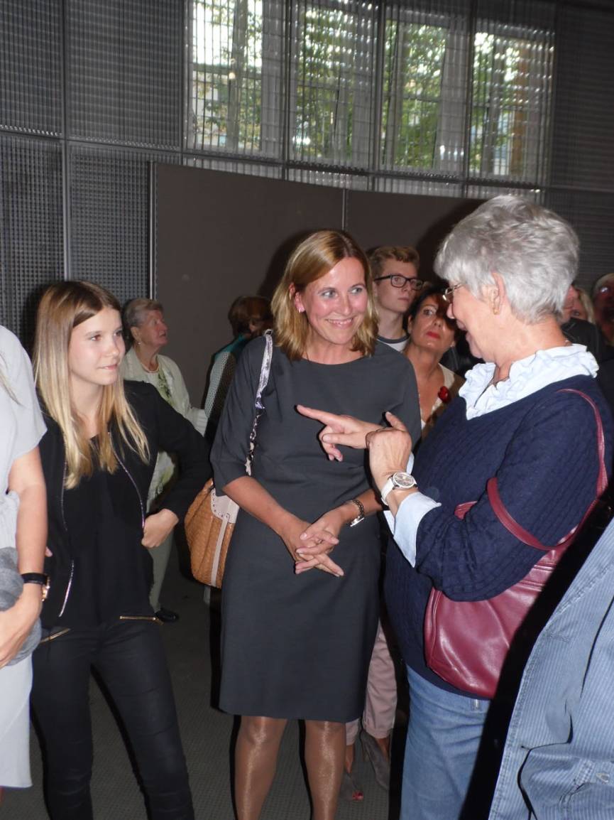  Sabine Anemüller (Mitte) gewann den ersten Wahlgang. In knapp zwei Wochen nun geht sie gegen Dr. Paul Schrömbges in die Stichwahl. 