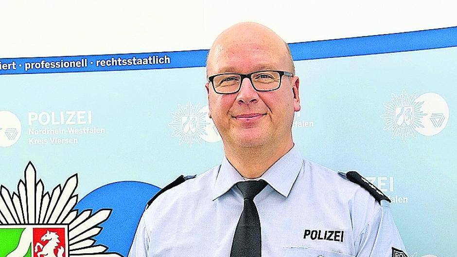  Polizeihauptkommissar Dominic Leiterer ist seit einigen Wochen Viersens neuer „Dorfsheriff“. 