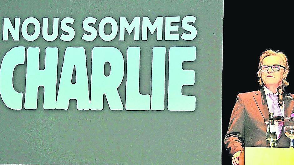  Bewegend - im Zeichen des Anschlags auf die Satirezeitschrift „Charlie Hebdo“ hält Günter Thönnessen seine letzte Neujahrsrede als Bürgermeister. 