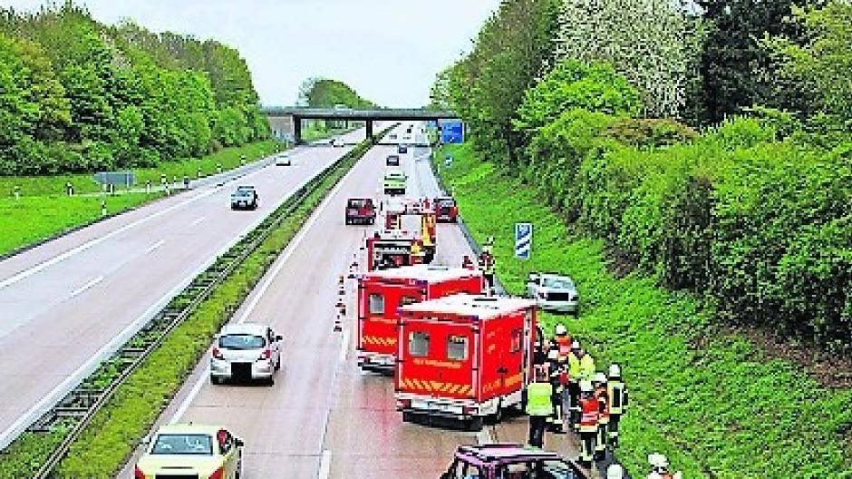 Unfall auf der A52.