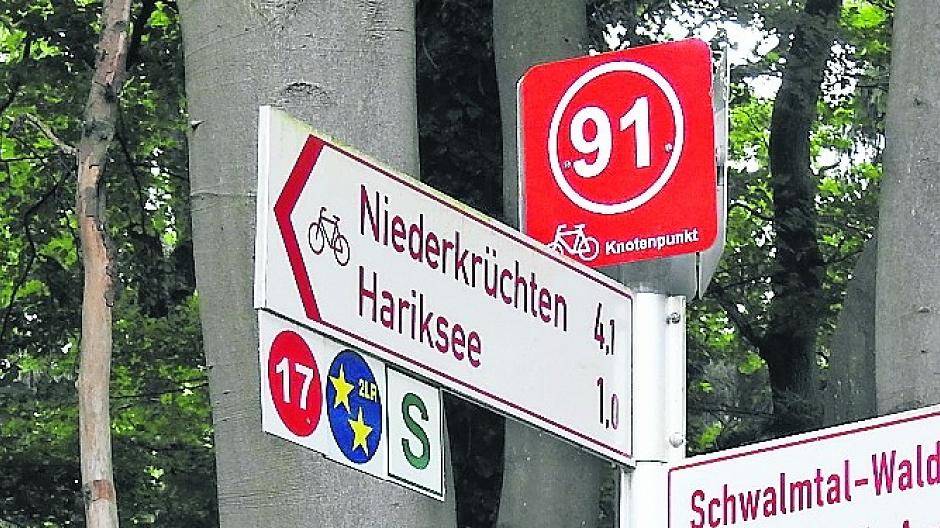  Die Knotenpunkte leiten die Radfahrer. 