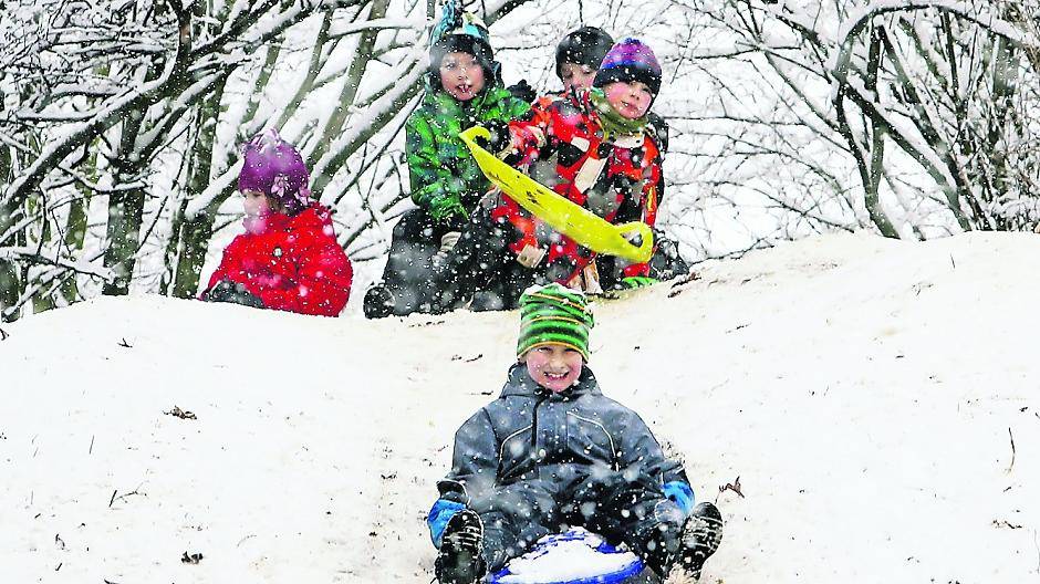 In Bovert hatten die Kinder bereits am vergangenen Wochenende ihren Spaß - damit soll es ab Donnerstag weitergehen. Der Wetterbericht sieht aktuell ab Donnerstag für jeden Tag Schneefall in Meerbusch. Die Stadt Meerbusch ist vorbereitet.