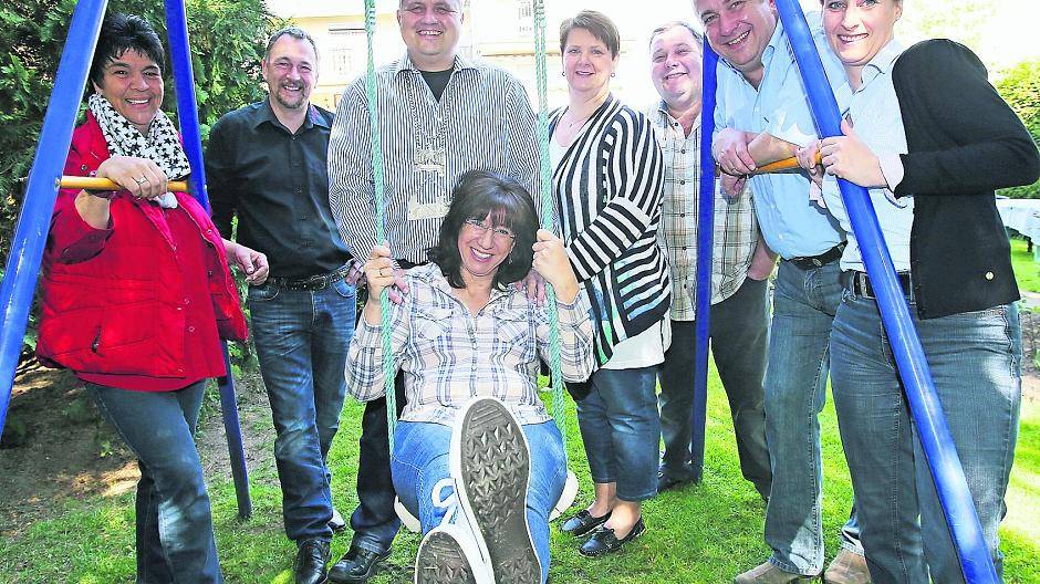 Die Jägerzüge sind mit dem Scheibenschützen Frank Graul vertreten, die Spielleute mit Thomas Kepurra vom Fanfarencorps und die historischen Kompanien mit dem Roten Husaren Thomas Bergmann. Zu ihnen gehören natürlich auch ihre Gattinnen.