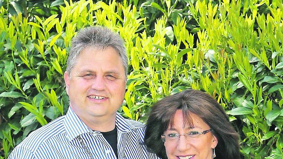 König Ralph I. Brors will mit seiner Königin Elena Riol Suarez das Pfingstfest zu „seinem Schützenfest“ machen.