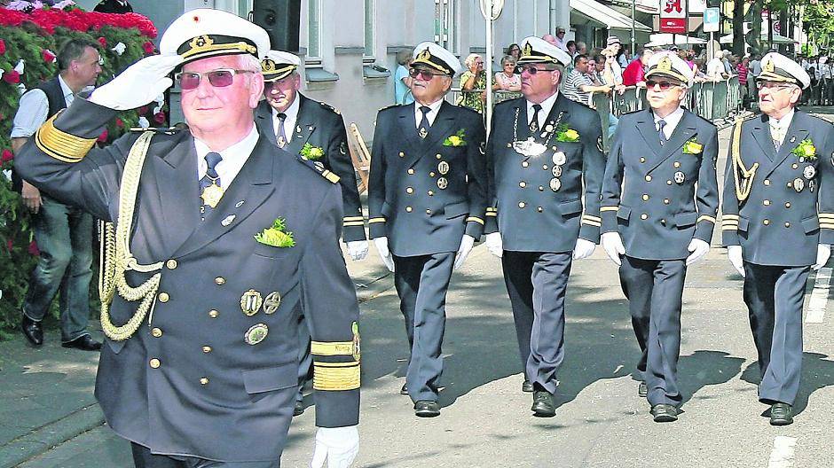 Auf die Marine können sich die Büdericher Schützen seit 90 Jahren verlassen. Eine starke Truppe!