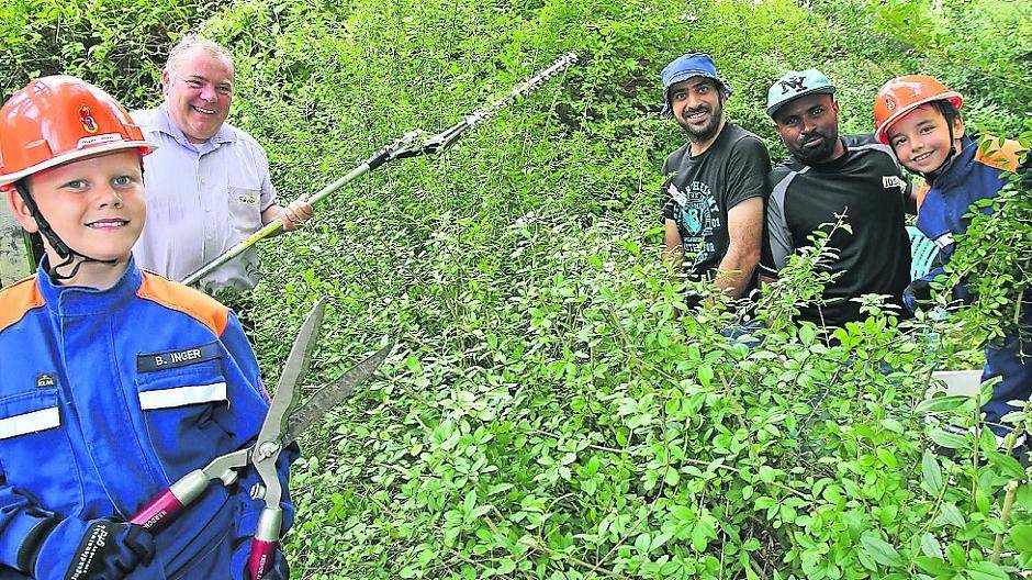 „Nur gemeinsam sind wir stark!“, sagten die Anwesenden. Auch wenn es um die Gartenarbeit geht.