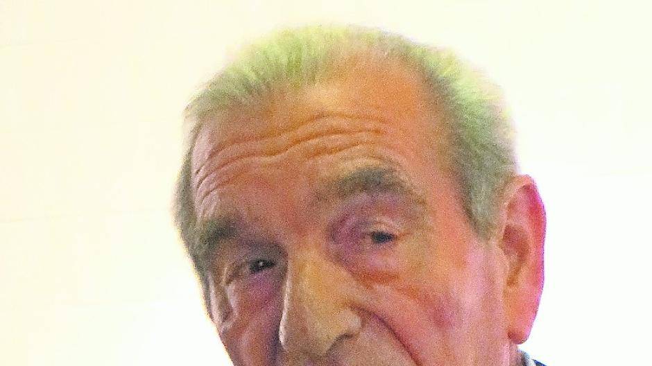  Theo Langels aus Strümp hat jetzt in der Teloy-Mühle die Jacobsleiter verliehen bekommen. 