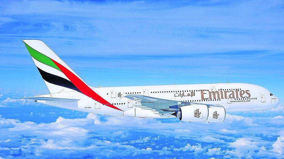 Ab dem 1. Juli wird der A380 von Emirates täglich um 15.25 Uhr von Düsseldorf aus nach Dubai fliegen. Düsseldorfs Oberbürgermeister Thomas Geisel freut sich: Der Flughafen ist vorbereitet und hat innerhalb kurzer Zeit die Voraussetzungen dafür geschaffen. Ein weiteres Beispiel dafür, wie leistungsfähig und flexibel der Düsseldorfer Flughafen ist.
