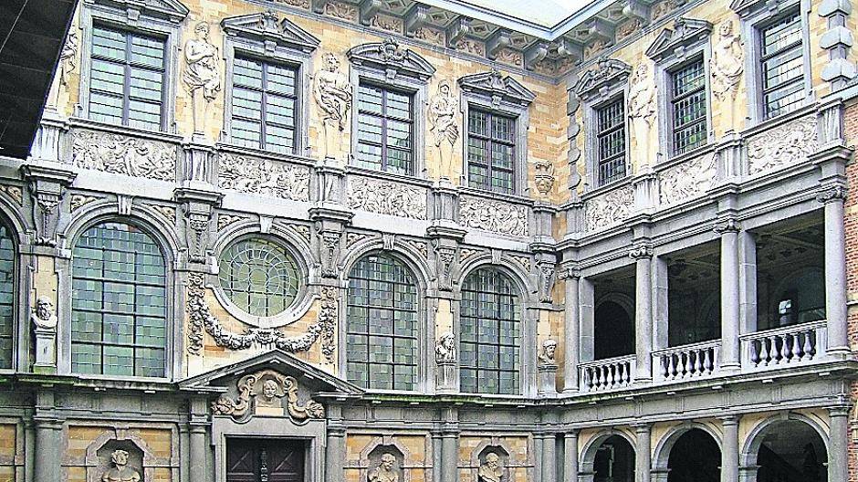  Der Meerbuscher Kulturkreis bietet am Samstag, 25. April, eine Tagesbusfahrt nach Antwerpen an. Für diese Fahrt sind noch einige Plätze frei. Auf dem Tagesprogramm stehen der Besuch des Rubenshauses. 