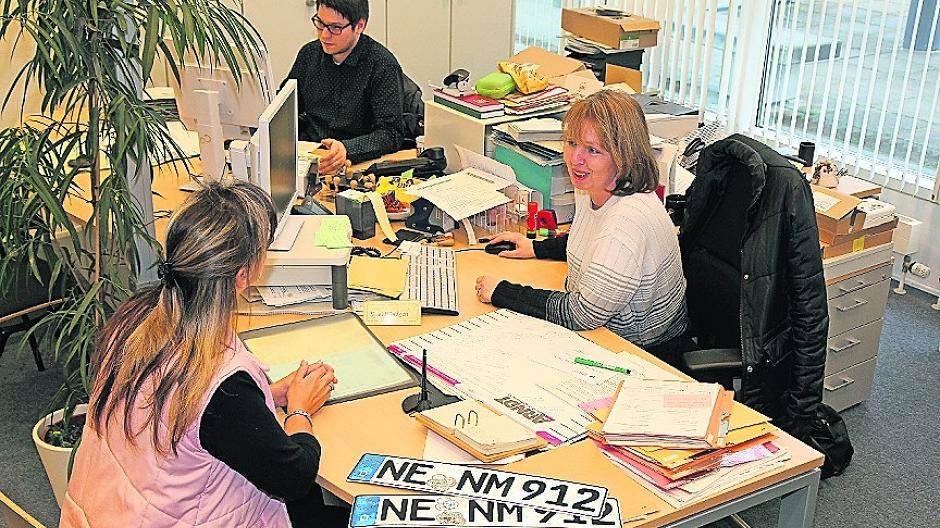  Das Straßenverkehrsamt kann auch online besucht werden. 