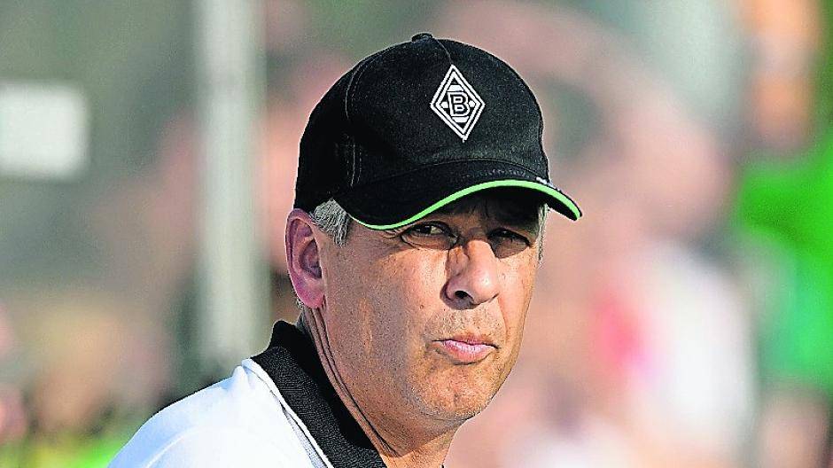  Lucien Favre will morgen in St. Pauli die zweite Runde des DFB-Pokals erreichen. 