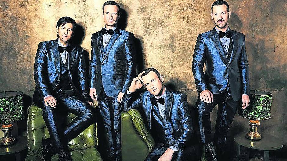  Die vier Opernsänger von Adoro, Jandy Ganguly, Nico Müller, Peter Dasch und Assaf Kacholi, kommen im Rahmen ihrer Jubiläumstour am 12. März nach Krefeld. 