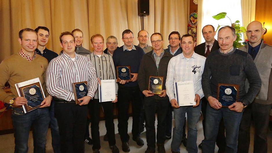 Rinderzüchter ehren ihre Mitglieder