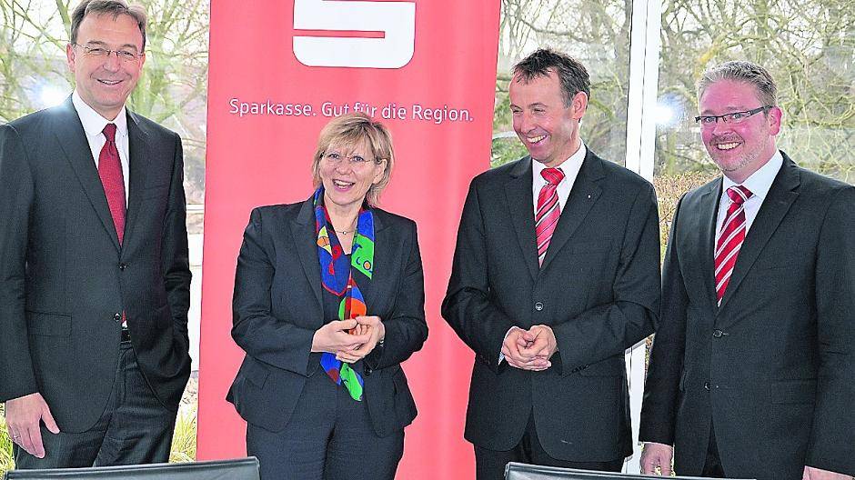  Stellten jetzt die Bilanz vor und gaben einen Ausblick auf das Jubiläumsjahr: (v.l.) Lothar Birnbrich, Dr. Birgit Roos, Stefan Vander und Bernd Balsen. 