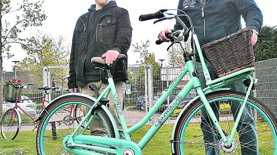  Freuen sich auf die Aktion: Klima-Manager Marcel Gellißen (links) und der Sponsor Jürgen Wingerath aus Anrath. 