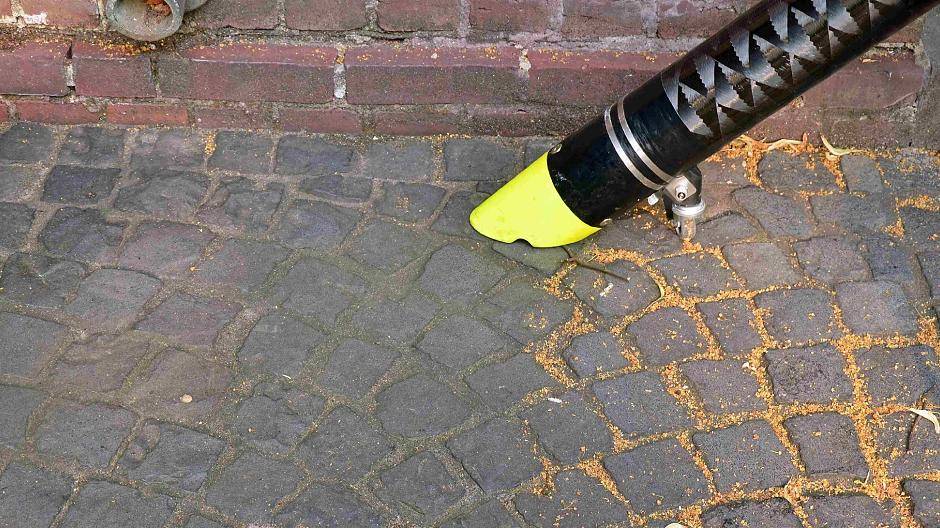  Leise und sauber - so arbeitet der neue Müllsauger der GBW. 