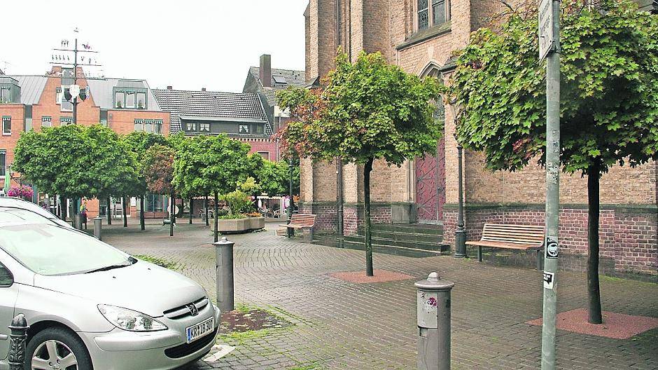 Marktneugestaltung oder Erhalt der Kugelbäume? Vielleicht findet sich ein Kompromiss, der den Befürwortern beider Ziele gerecht wird.