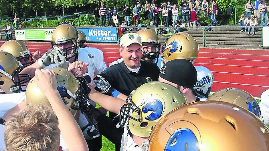 Head Coach Jörg „Bolle“ Hintzen blickt mit seinen Riders zuversichtlich auf das Spiel am kommenden Samstag.