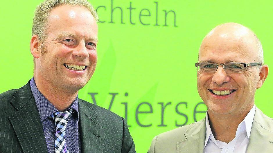 Die AKH-Geschäftsführer Kim-Holger Kreft und Dr. Thomas Axer blicken auf ein erfolgreiches Jahr 2013 zurück.