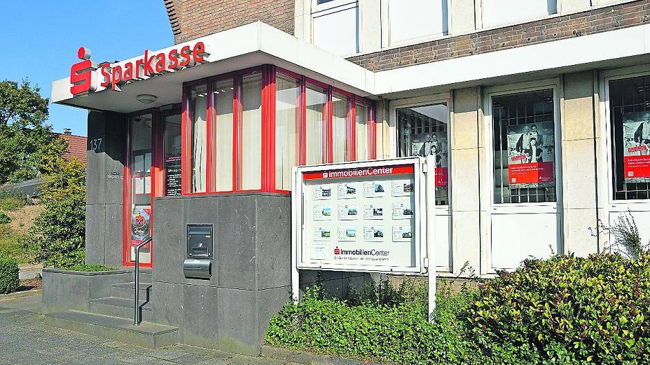 Auch die Filiale der Sparkasse in Boisheim wird geschlossen - allerdings erst zum 1. Dezember. Die anderen Filialen, die von der Schließung betroffen sind, machen bereits am 10. November dicht.