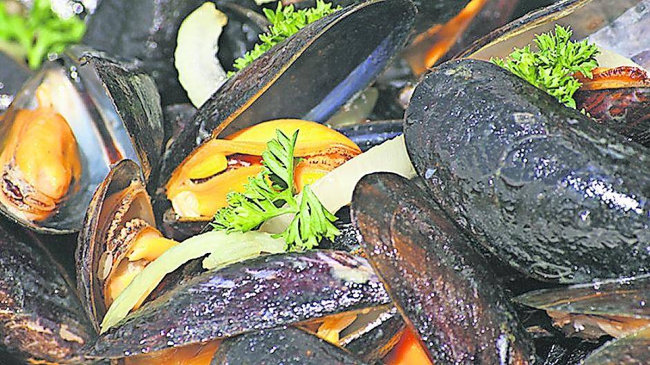  Es ist wieder Muschel-Zeit und in vielen Restaurants in Willich und Meerbusch stehen Muscheln oben auf der Speisekarte. Einfach lecker. 