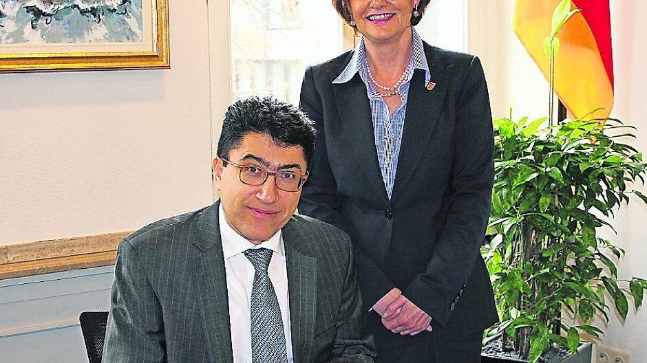 Allatin Temür zu Besuch