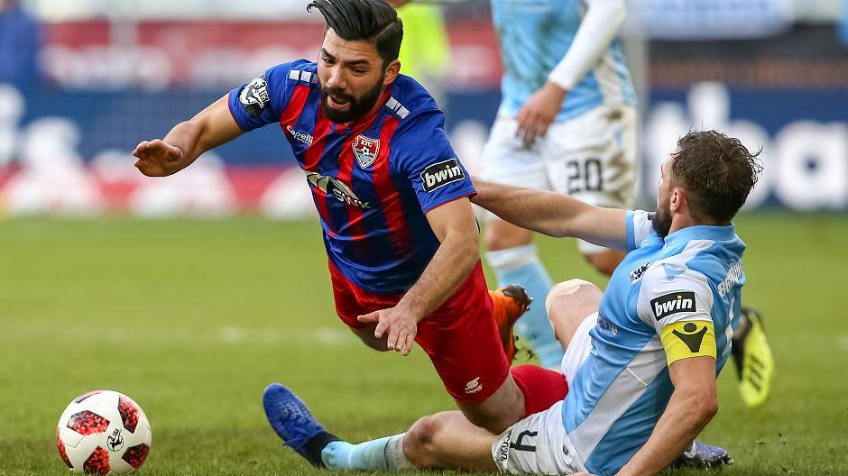 Alle Fotos: KFC konnte Löwen nicht zähmen