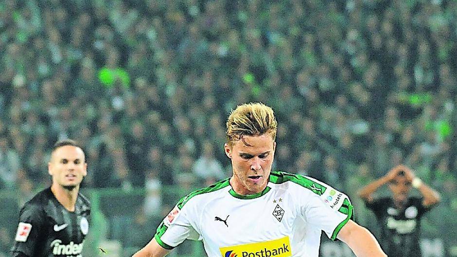 Elvedi spielt sich in den Fokus