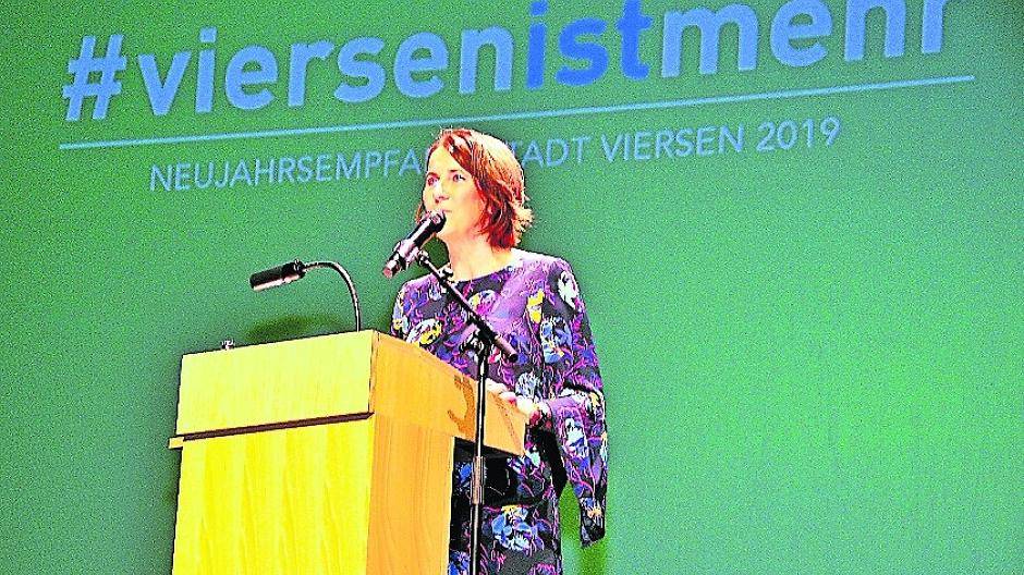  Bürgermeisterin Sabine Anemüller bedankte sich in ihrer Rede für bürgerschaftliches Engagement. 