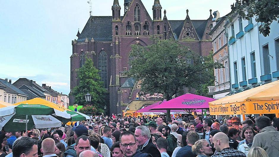 Ohne Frage: Die Bierbörse in Dülken ist ein absoluter Publikumsmagnet.