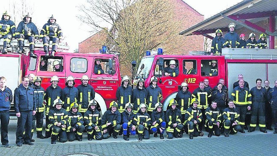  Insgesamt 31 neue Einsatzkräfte haben den Lehrgang erfolgreich abgeschlossen. 